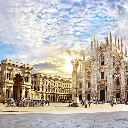 Piazza Duomo - Antico Appartamento Dell'800 Milano Esterno foto