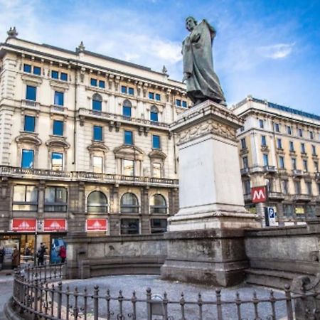 Piazza Duomo - Antico Appartamento Dell'800 Milano Esterno foto